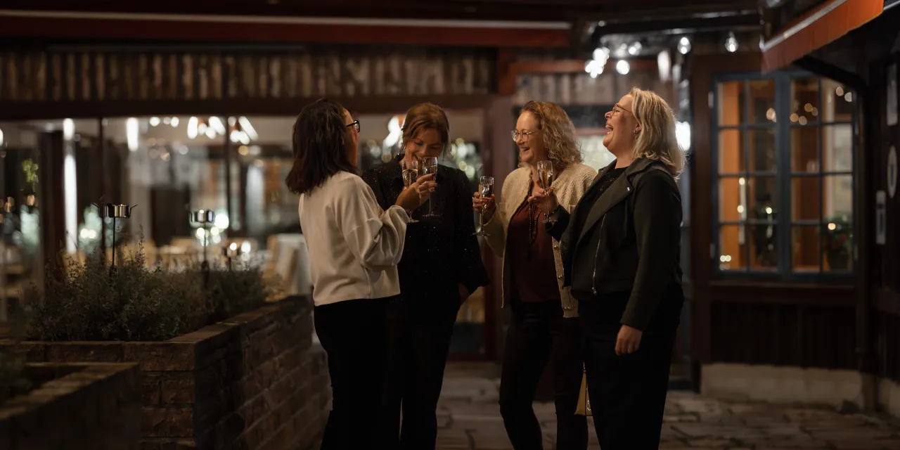 Mingel Klockargården.