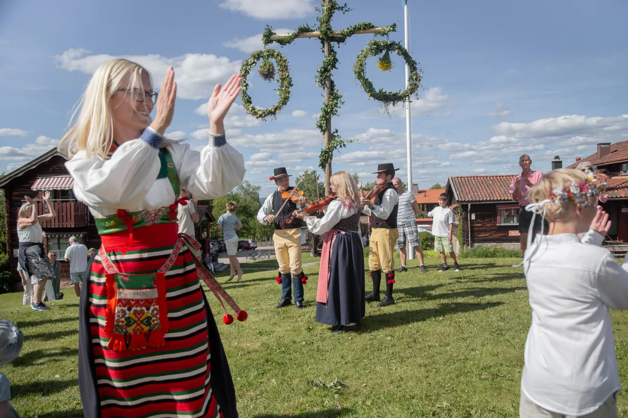 Midsommarfirande på Klockargården